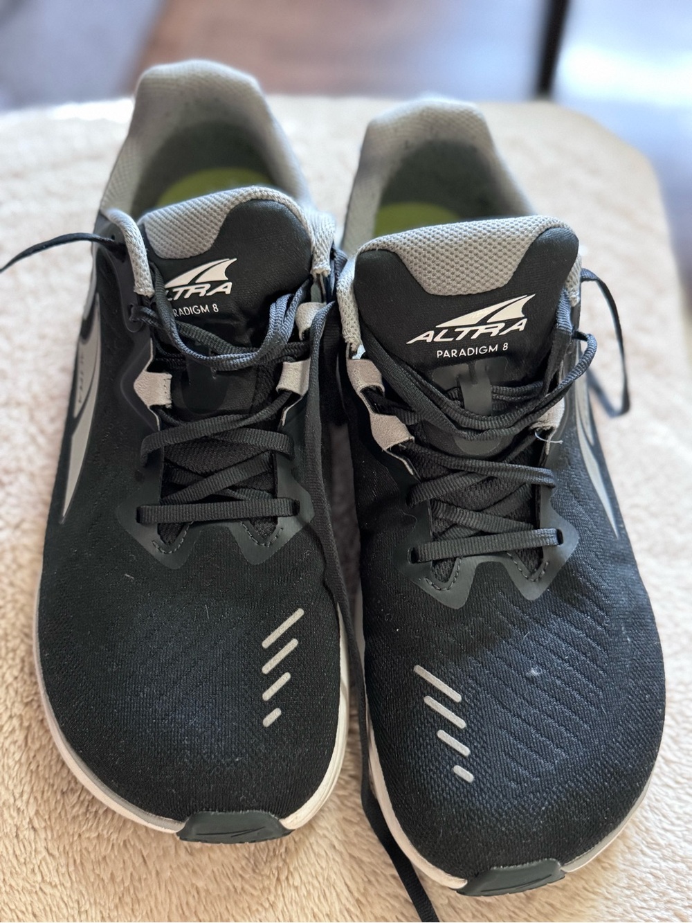 Altra Paradigm 8 Men's Size 10.5 Black, Gray & White Running Shoes